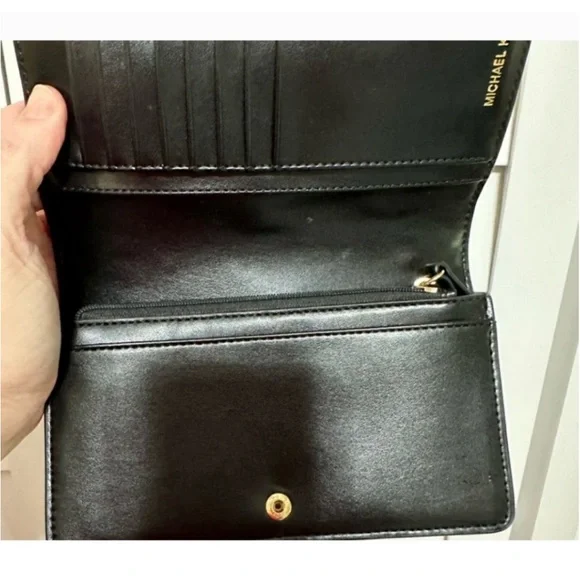 Women's Michael Kors Jet Set Charm Small Top-Handle Phone Black Cross-body Bag